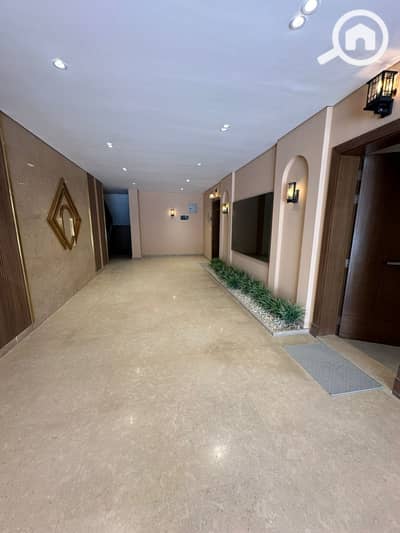3 Bedroom Flat for Sale in Sheikh Zayed, Giza - WhatsApp Image 2025-12-03 at 2.43. 02 PM. jpeg
