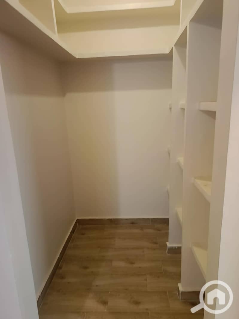 2 71acb9b2-a6e7-4e28-963e-26c24829baa4. jpg