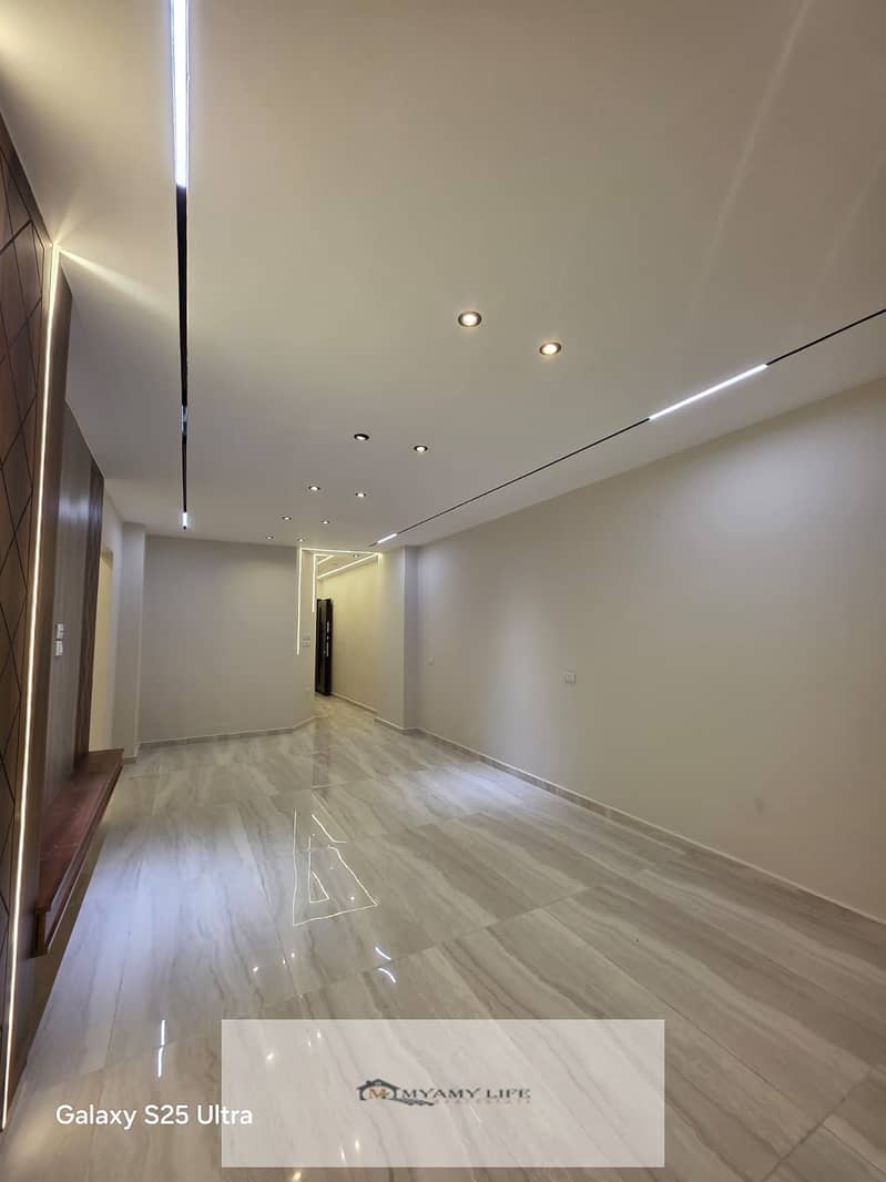 3 WhatsApp Image 2025-12-13 at 12.22. 52 PM (2). jpeg