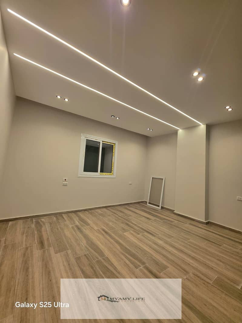 5 WhatsApp Image 2025-12-13 at 12.22. 50 PM (1). jpeg