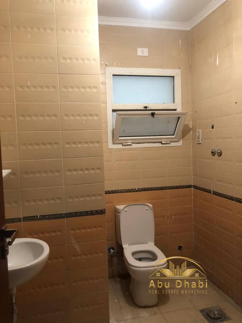 9 8d0c22bd-06e6-4f1a-8039-d015fa655b9c. jpg