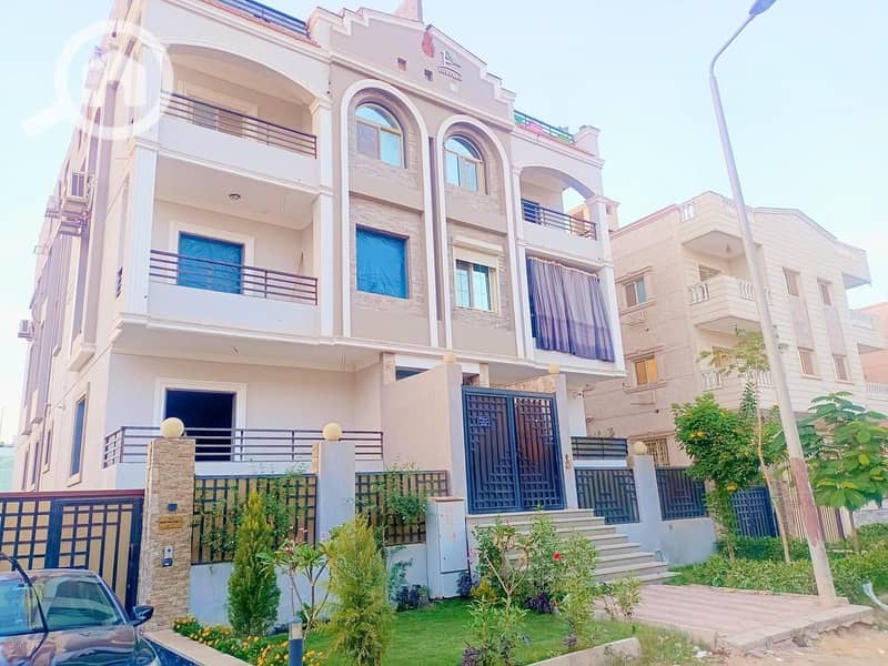 4 0f171a22-febf-4a8a-9c20-d8a6af8dcf6b - Copy. jpg