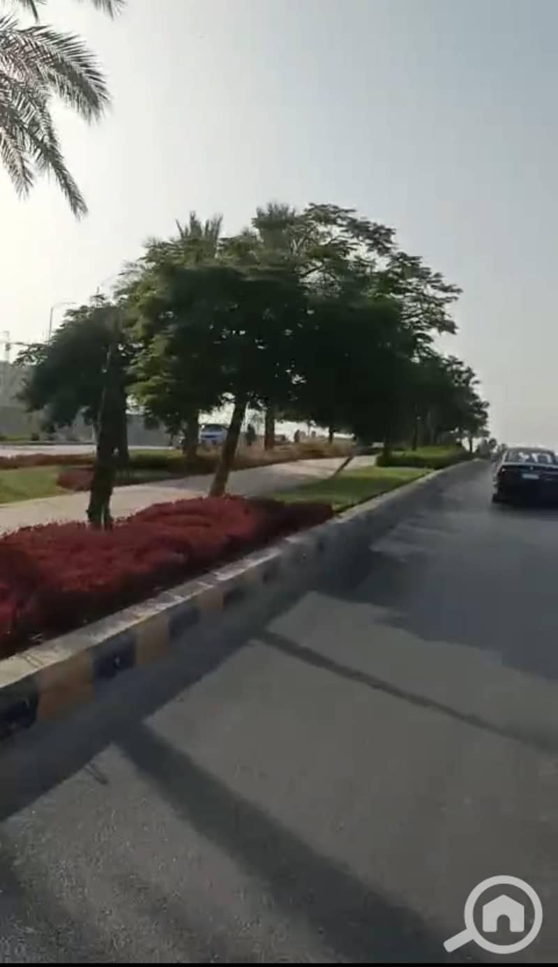 21 36bf4abf-d9d8-4e97-bf20-2c639b8e84d6. jpg