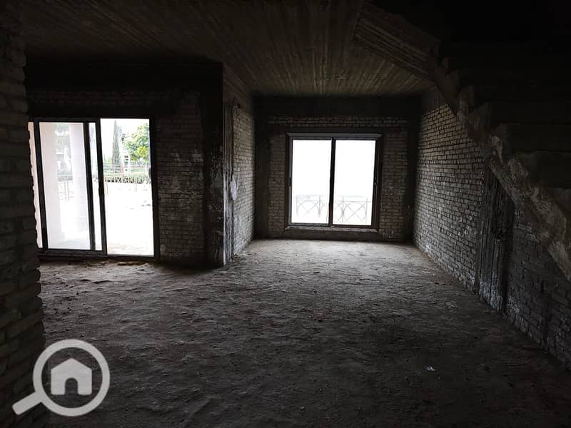 8 b28b579d-8bea-4e64-aeaa-b9bef358bcee. jpeg