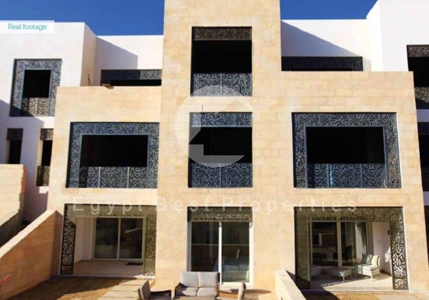 12 88bdd44f-05ec-4ad7-b2d0-bf88d9a8ecb3. jpg