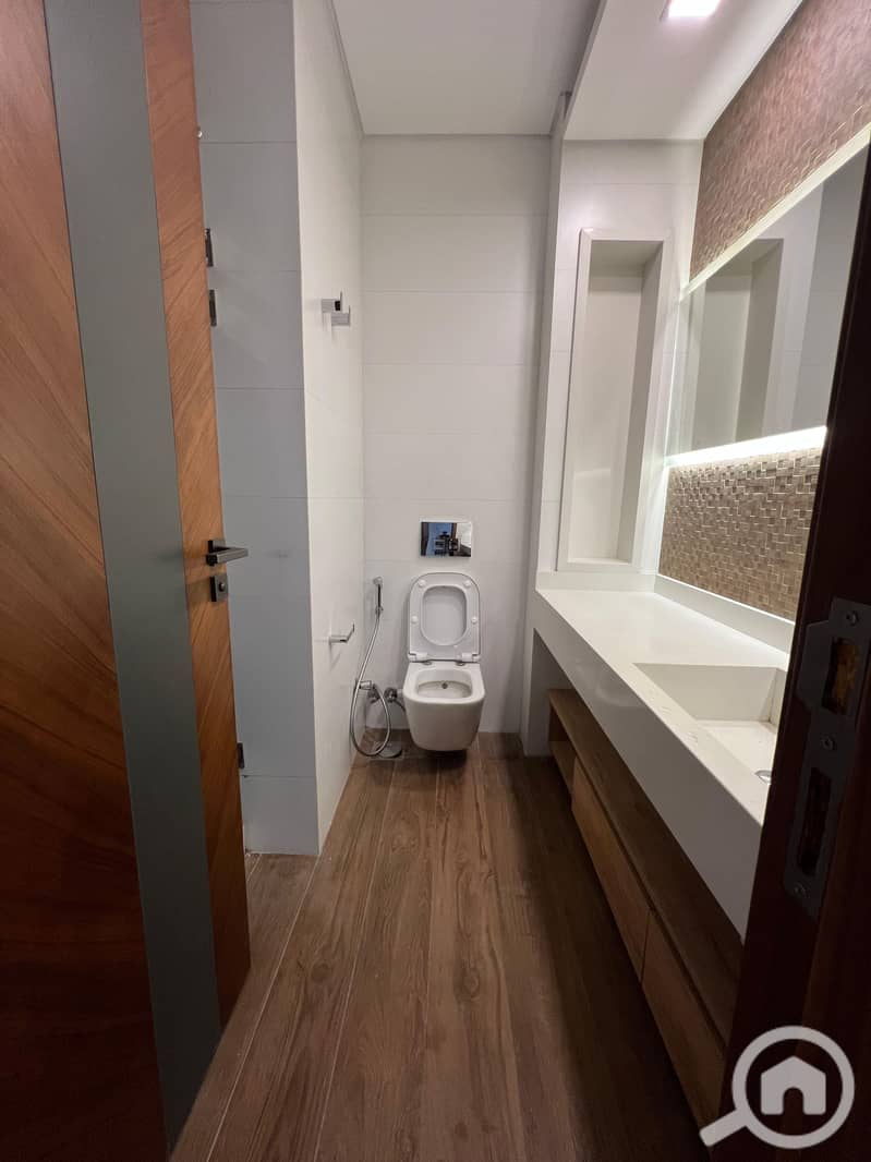 16 WhatsApp Image 2025-12-13 at 12.06. 47 (1). jpeg