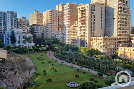 فلیٹ 3 غرف نوم للبيع في جليم، الإسكندرية - 1. jpg