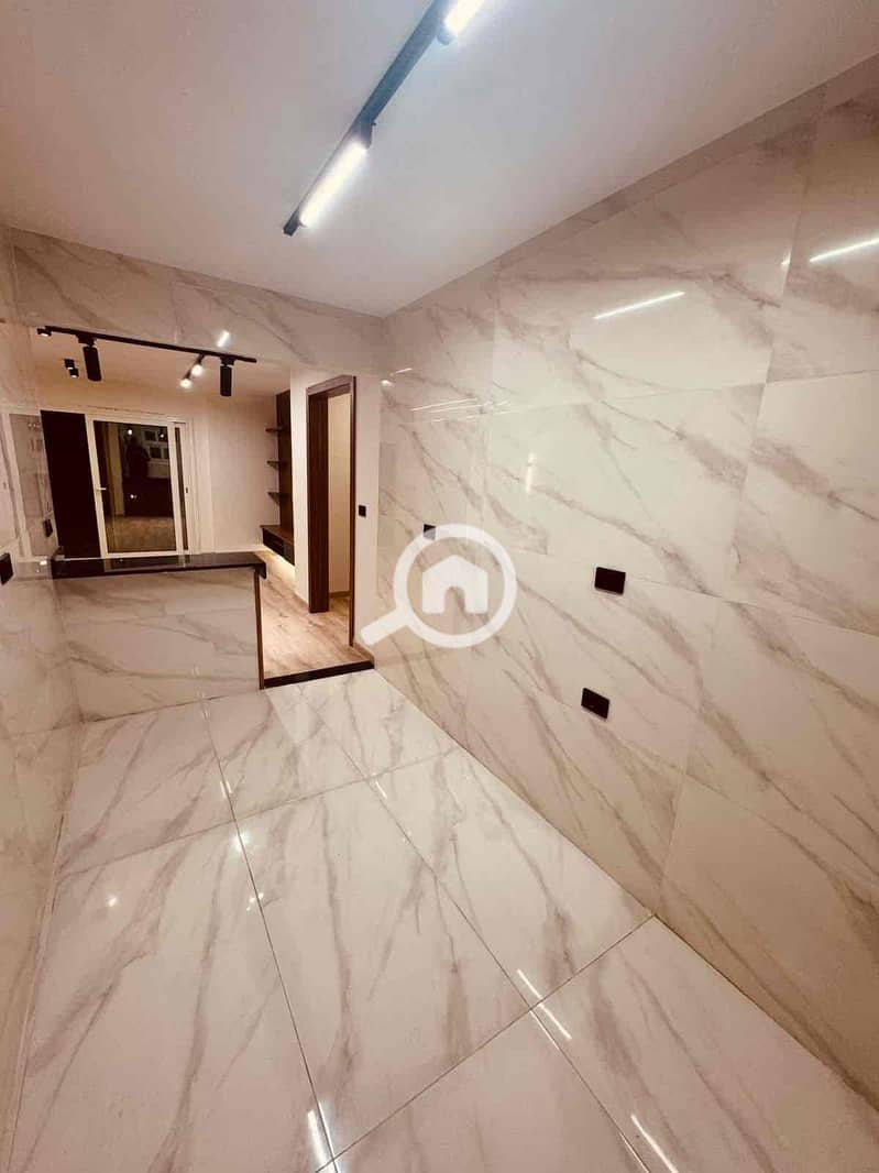 5 1ff0e4d2-dd95-426a-91be-da562a598548. jpg