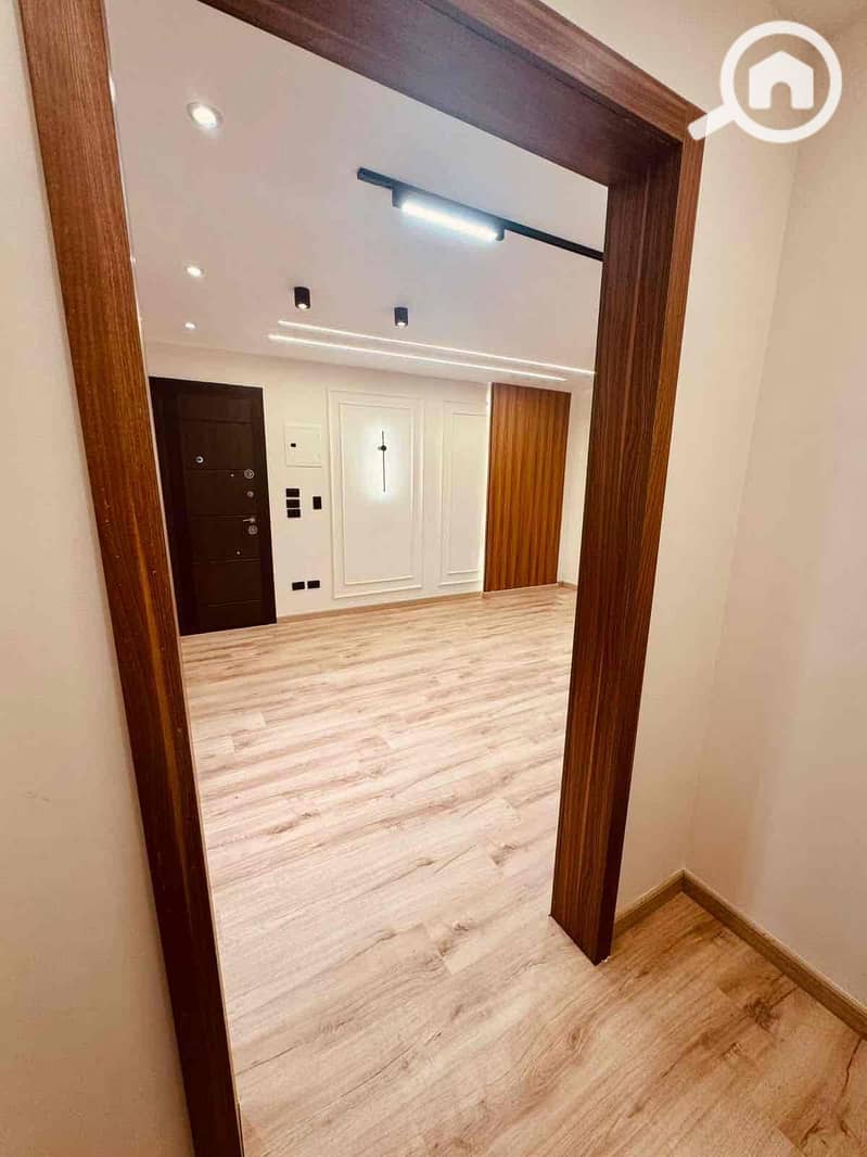 11 a631b63a-27f9-4eb1-a9f2-d890d5c6212d. jpg