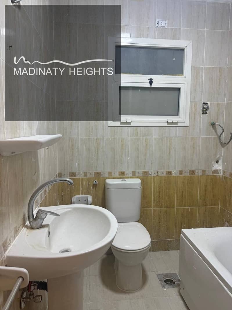 8 WhatsApp Image 2025-12-13 at 13.52. 55_887f491b. jpg