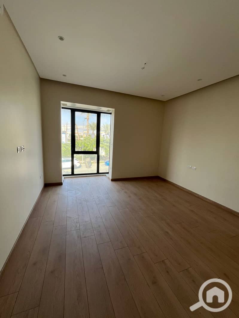 18 IMG-20251213-WA0042. jpg