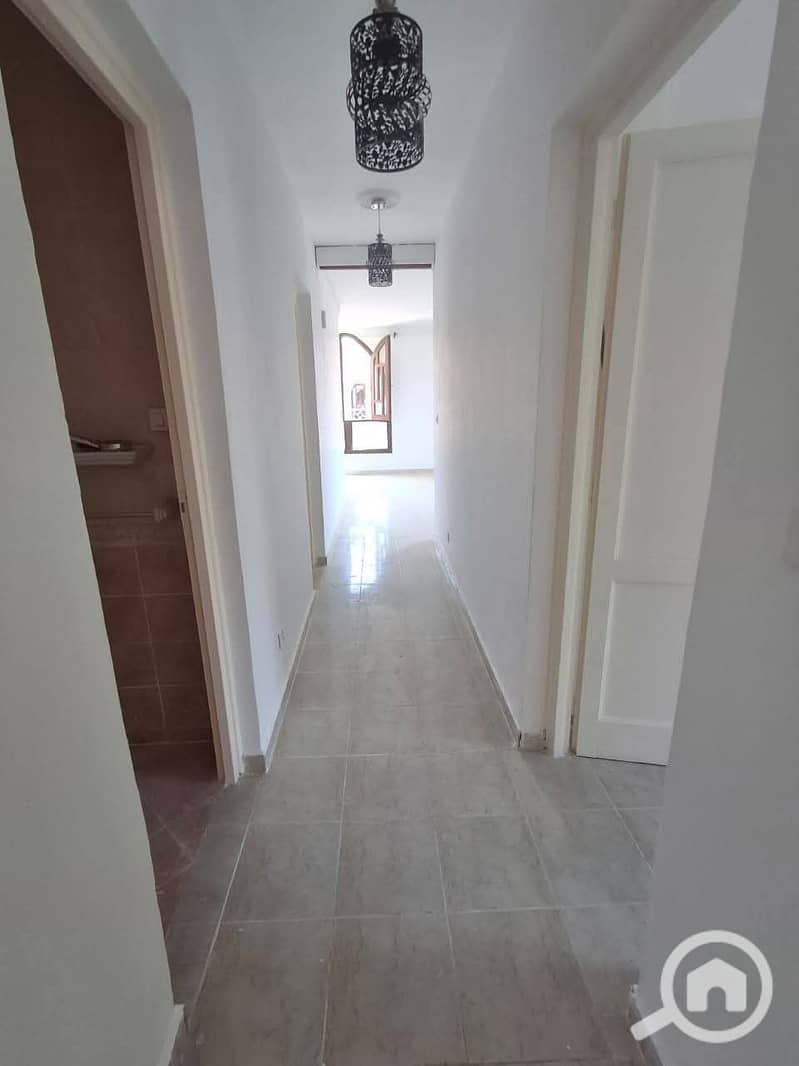 4 08fdc10a-772b-4b64-9696-a07e12daba35. jpeg