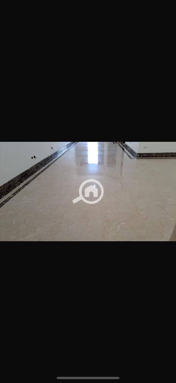 3 82105f79-bc10-48ff-9546-9f7b79db8894. jpg