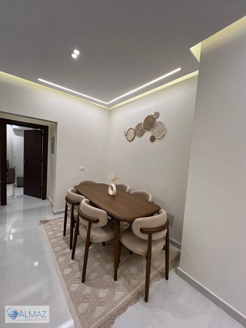 6 WhatsApp Image 2025-12-14 at 1.12. 08 PM (3). jpeg