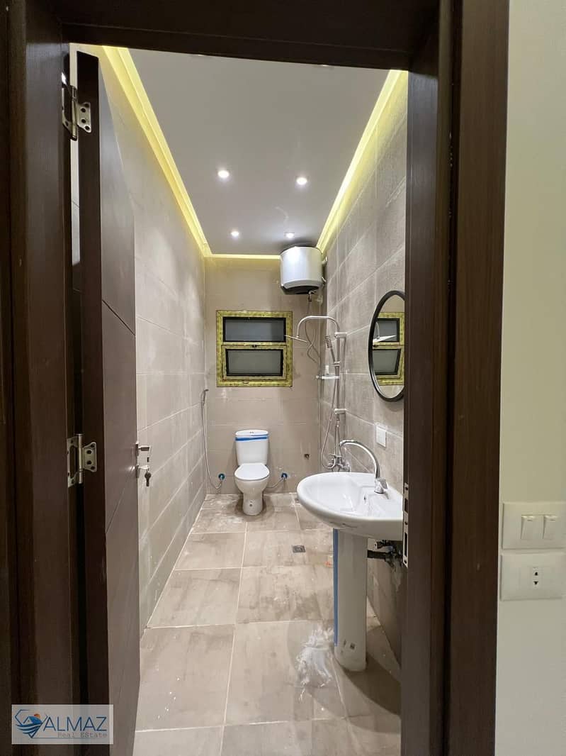 15 WhatsApp Image 2025-12-14 at 1.12. 12 PM (1). jpeg