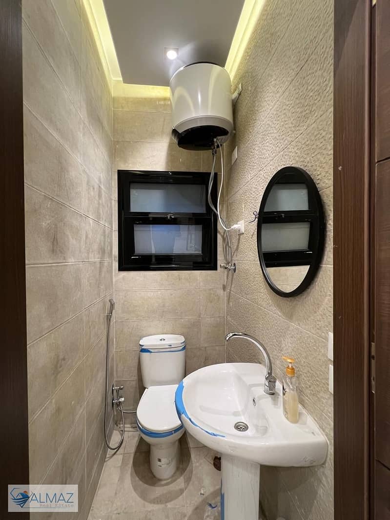 17 WhatsApp Image 2025-12-14 at 1.12. 13 PM (3). jpeg