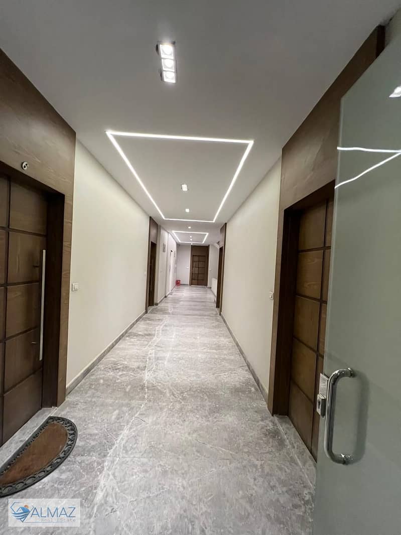 21 WhatsApp Image 2025-12-14 at 1.12. 15 PM. jpeg