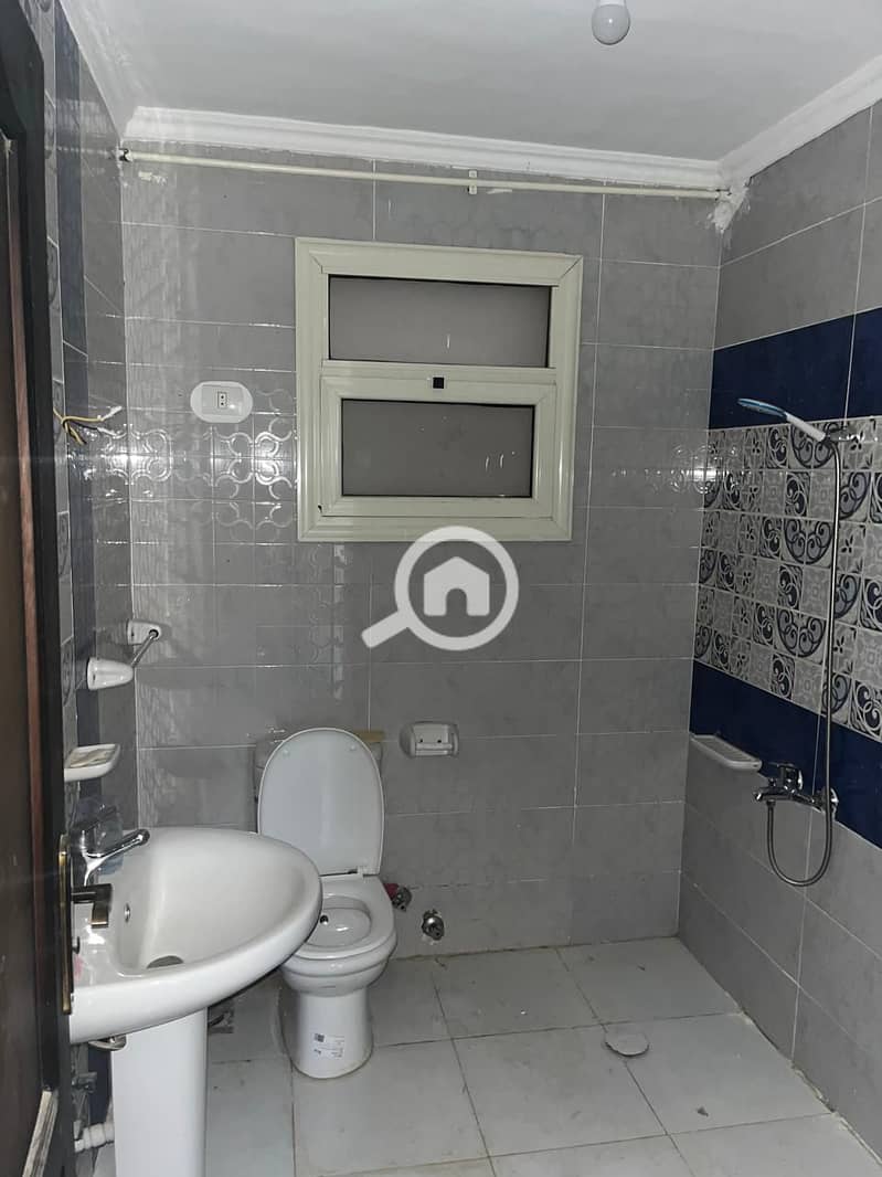 6 WhatsApp Image 2025-12-14 at 13.20. 49_d48b4429. jpg