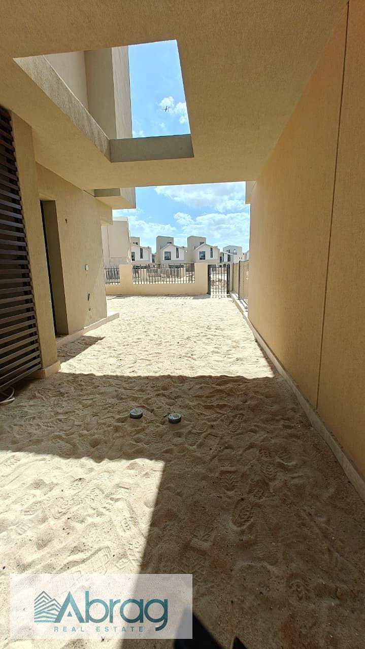 10 WhatsApp Image 2025-10-28 at 12.38. 28 PM. jpeg