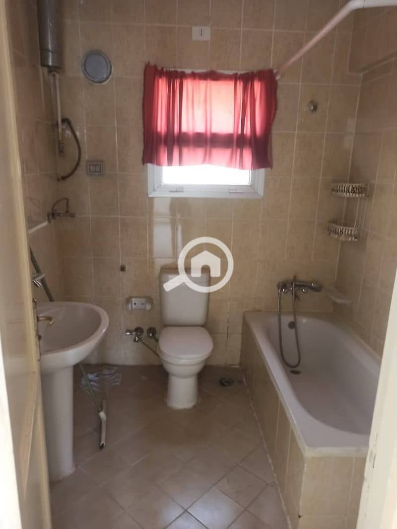 4 5e8873c7-47e9-4401-8617-a17c379a737e. jpeg