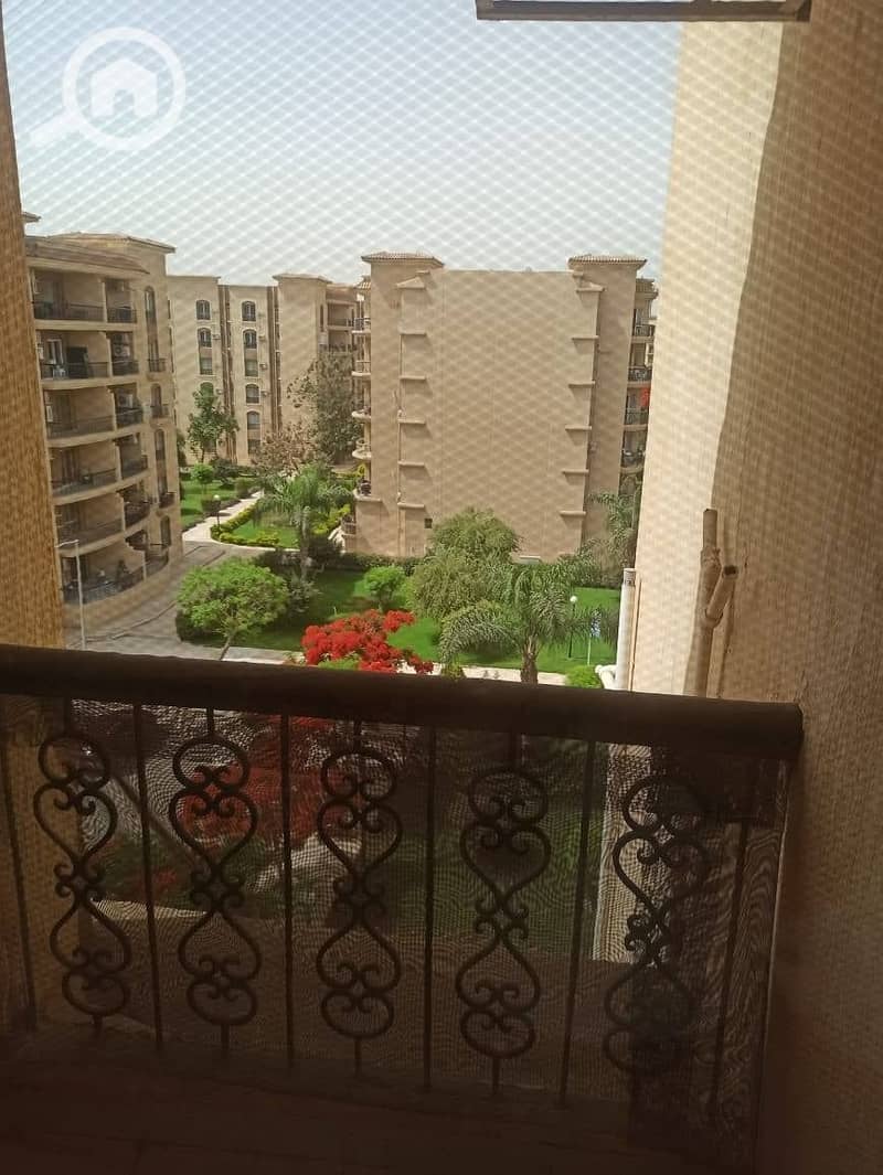 6 b6879463-1992-497a-85e4-0d44243d2aee. jpeg