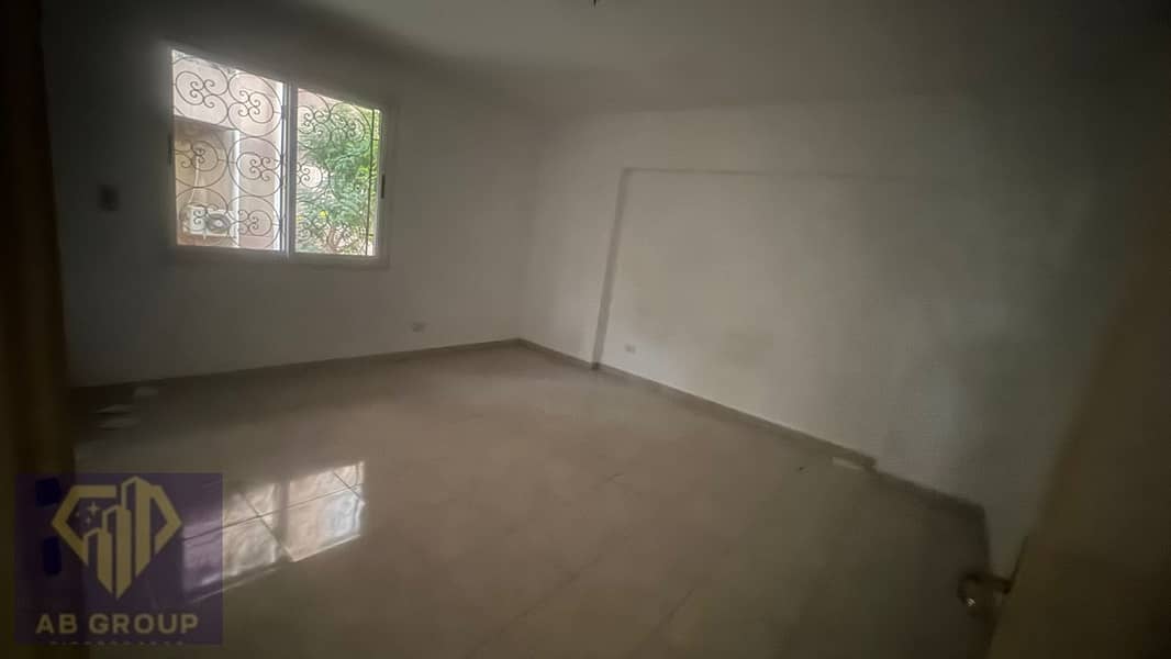 4 eae53e51-35da-43ed-920d-00601364bfe2. jpg