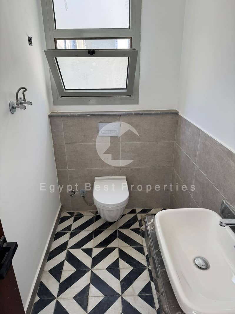 21 IMG-20250911-WA0194. jpg