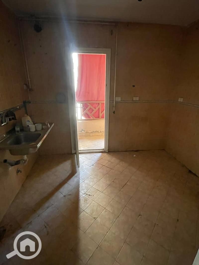 7 e1e72eae-5dce-4ac9-8165-1d634b24c6f0. jpeg