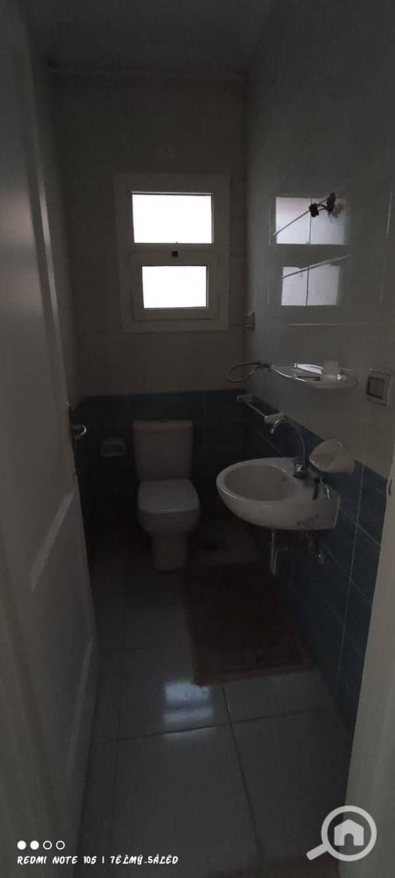 8 d6871426-b11b-40a3-ae0e-e4761639adeb. jpeg