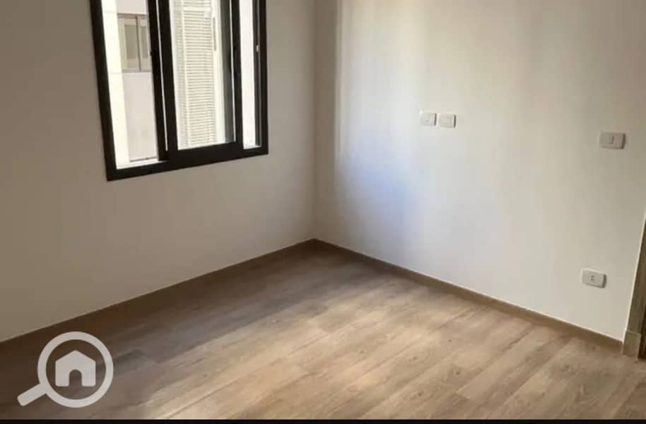 7 WhatsApp Image 2025-12-13 at 13.11. 39 (1). jpeg