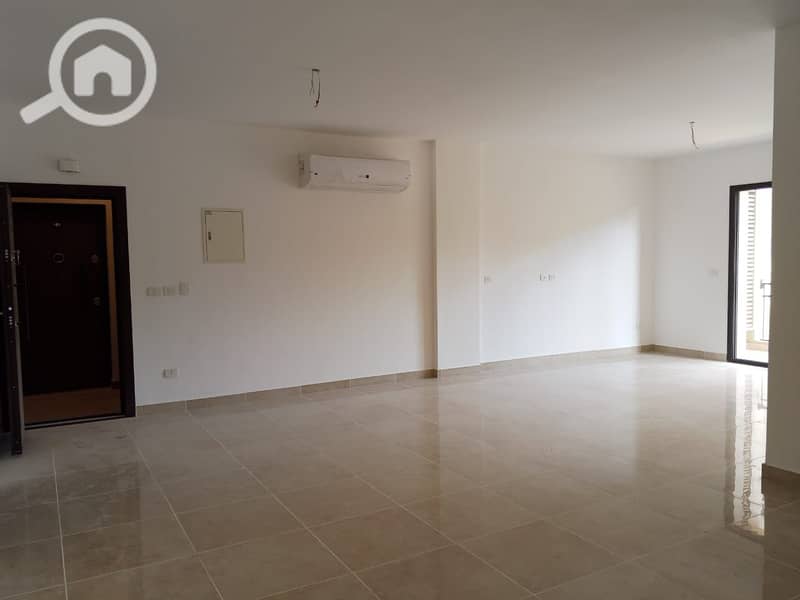 22 WhatsApp Image 2025-12-13 at 13.11. 34 (1). jpeg