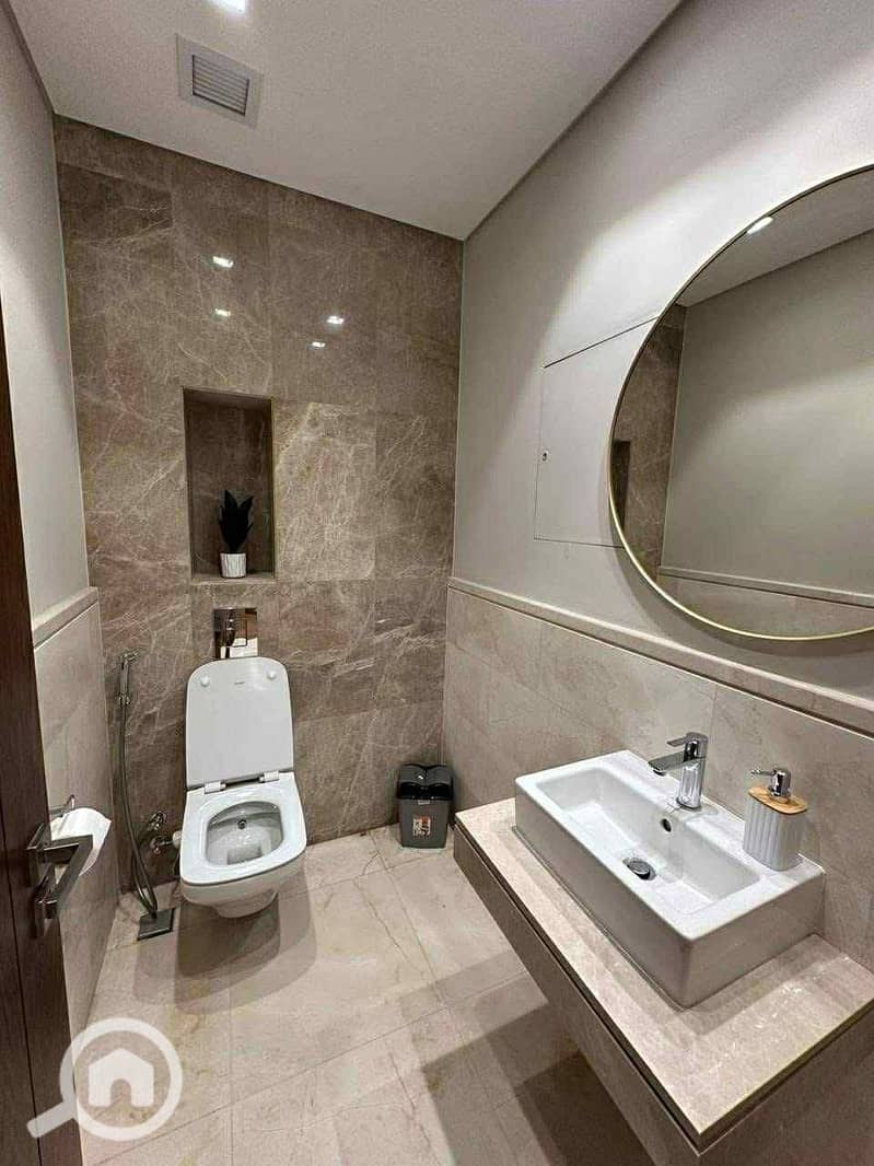 4 8e244b45-80c3-498f-9d88-e630614fea58. jpg