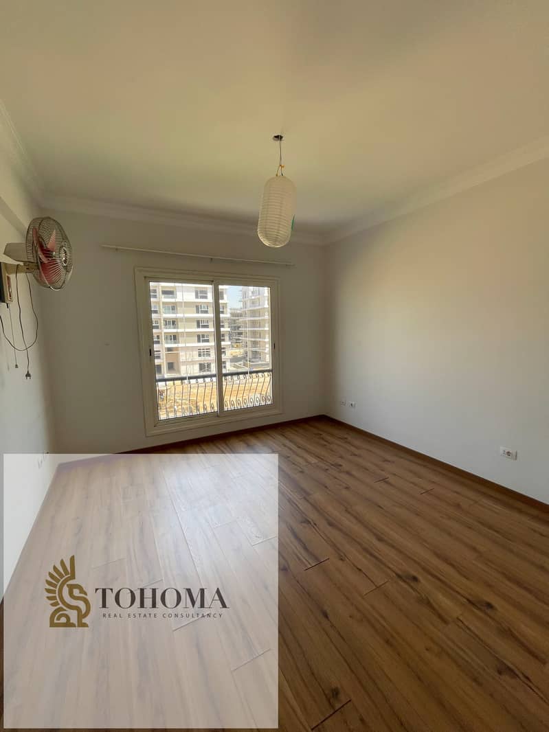 2 5210c110-b2ea-4df1-95fc-4d80dc83bd20. jpg