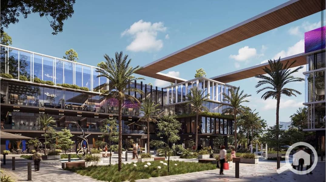 2 Pyramids plaza (1). jpg