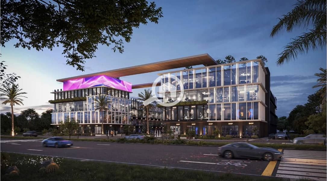 8 Pyramids plaza (7). jpg