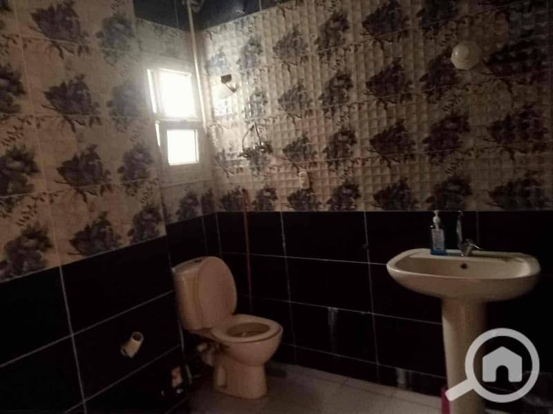 2 02423d22-1dd5-49ff-a684-21c21fc74b32. jpg