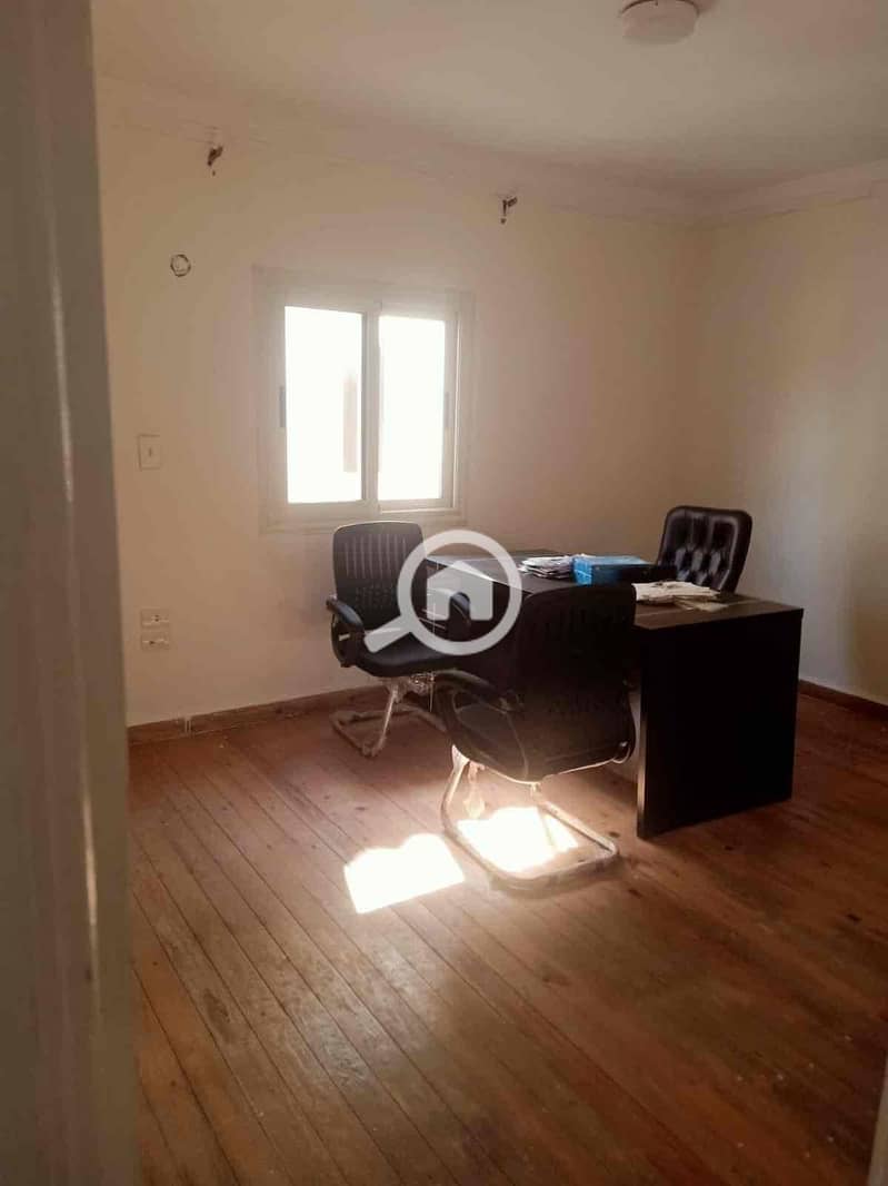 8 aec1ce6b-f086-4c47-aaf0-caec67ebda5e. jpg