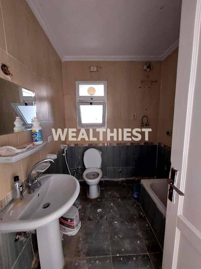 13 72062fb9-e6a2-40cc-b168-4e8686dfa7cb. jpg