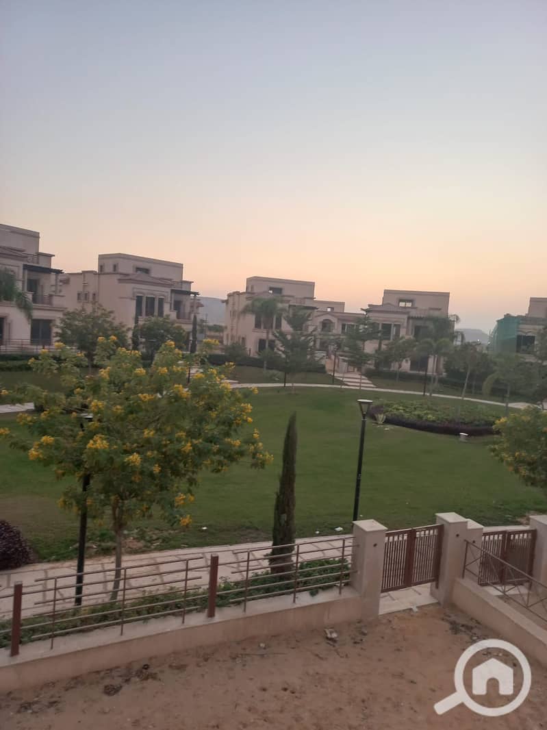 7 0009781b-4994-44af-8e41-8cf042ba23c4. jpg