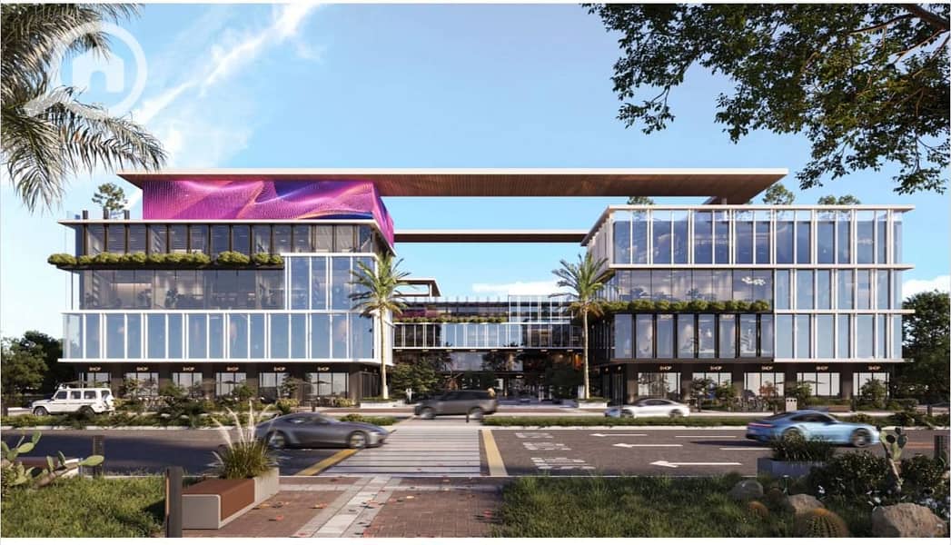 8 Pyramids plaza (8). jpg