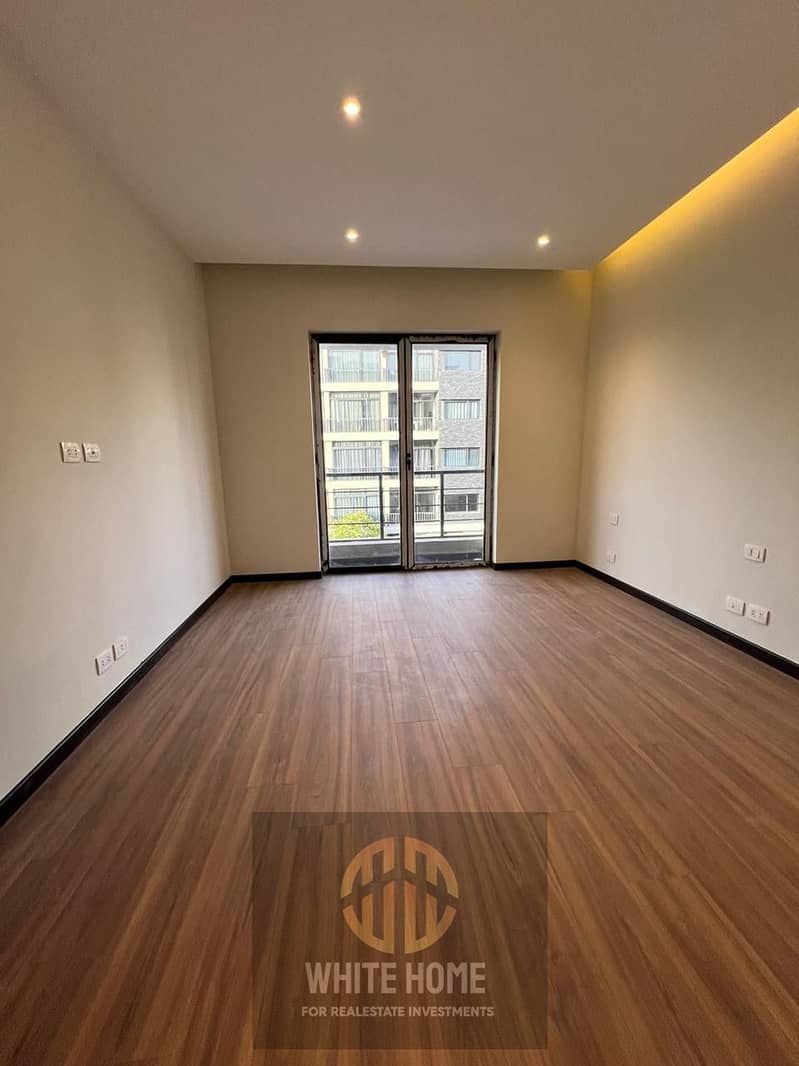 4 cb1c955f-6253-43a5-9903-b127c90a9374. jpeg