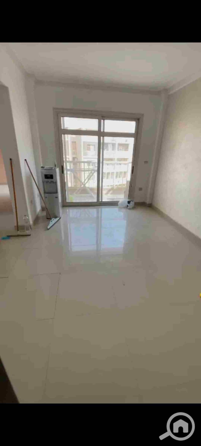 1000501906. jpg 1000501906. jpg