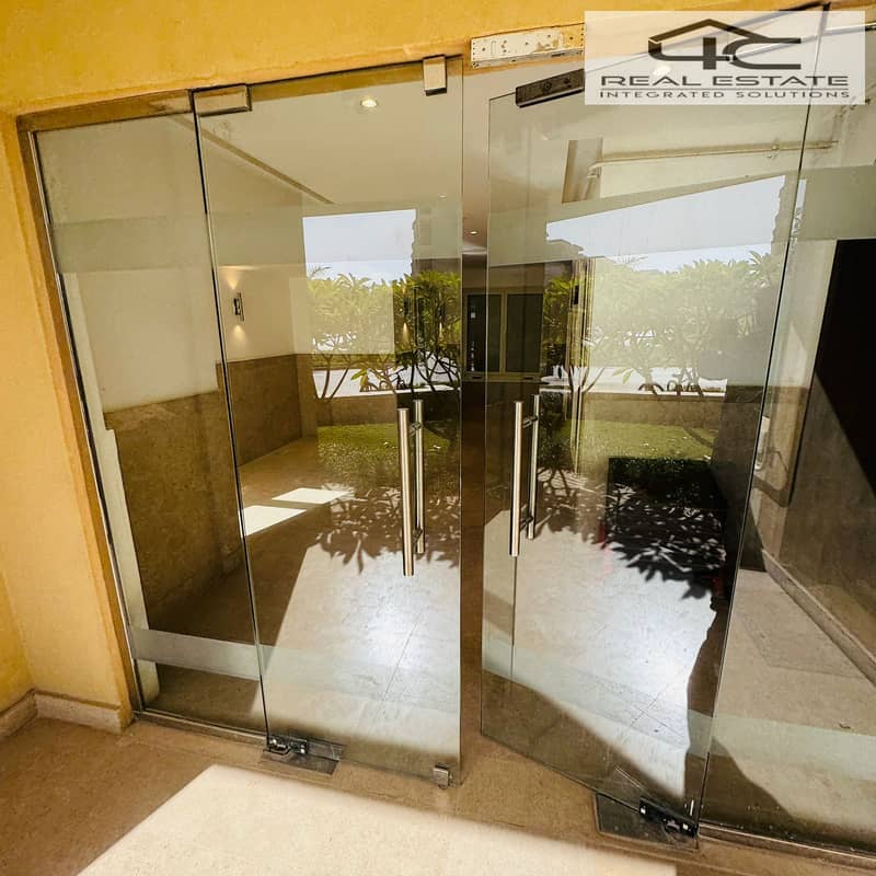 5 WhatsApp Image 2025-12-14 at 12.47. 07. jpeg