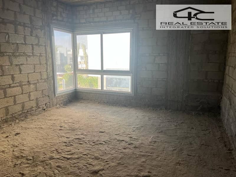 5 WhatsApp Image 2025-11-10 at 00.40. 34. jpeg