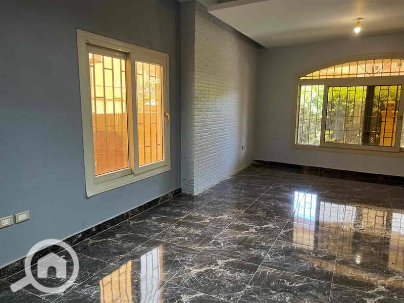 3 a5d52a10-0755-449f-a553-d0fe5b38bdad. jpg