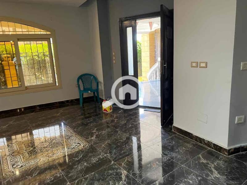 5 95f8bf24-7b60-4b53-9268-63cab9edc39b. jpg