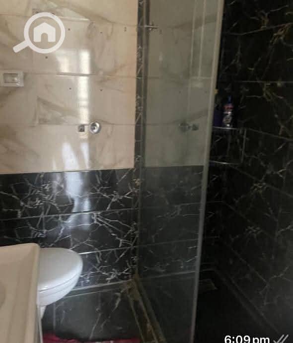 8 65af0828-3f8f-45d1-a657-ea47f6c4b03d. jpeg