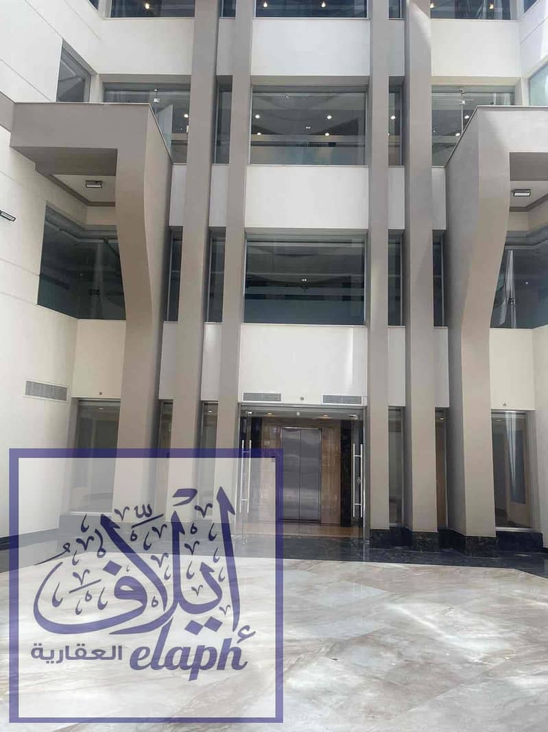 12 50c6a30c-9996-44fb-b2dd-bcc09a66c15a. jpg