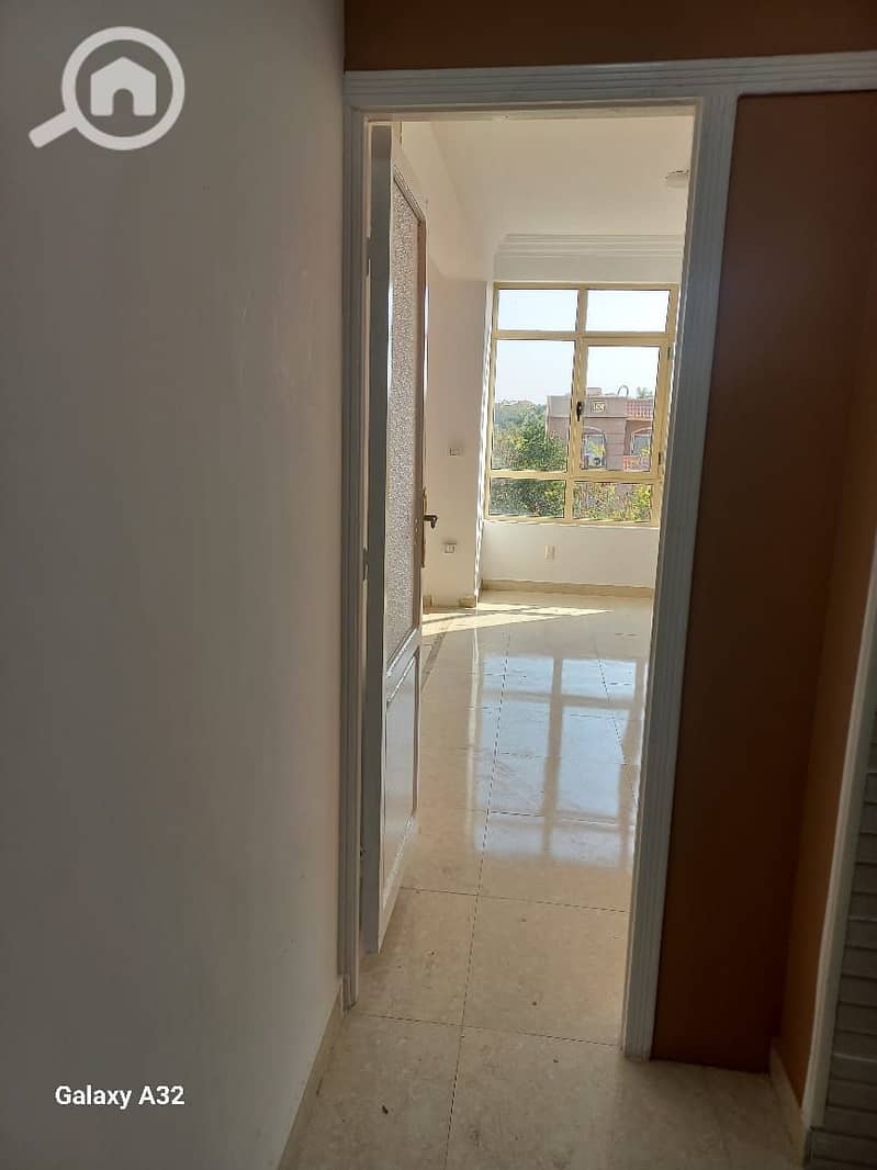 3 WhatsApp Image 2025-12-10 at 14.49. 49 (4). jpeg