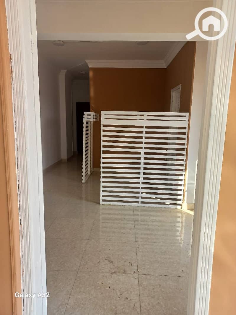 9 WhatsApp Image 2025-12-10 at 14.49. 49 (3). jpeg